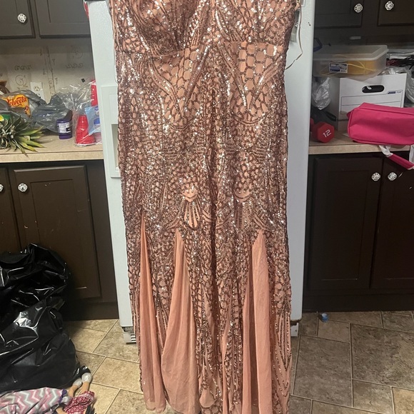 Prom Dress! - Picture 3 of 4